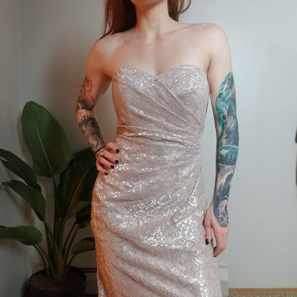 CopyLong Strapless Lace Dress with Sweetheart Neck - Picture 6 of 11